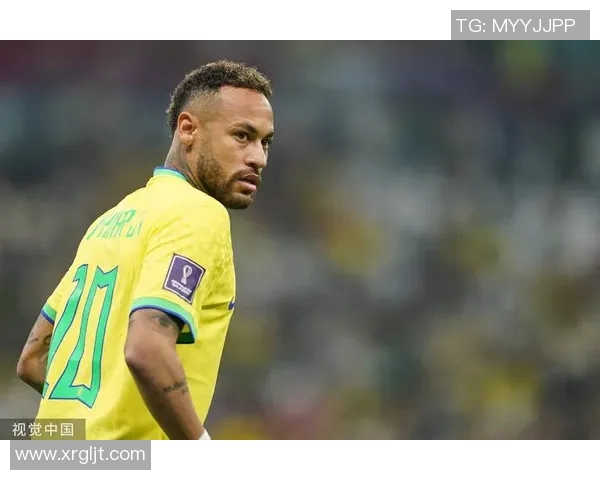 内马尔少年时期的奋斗与梦想：从街头小子到足球明星的成长故事